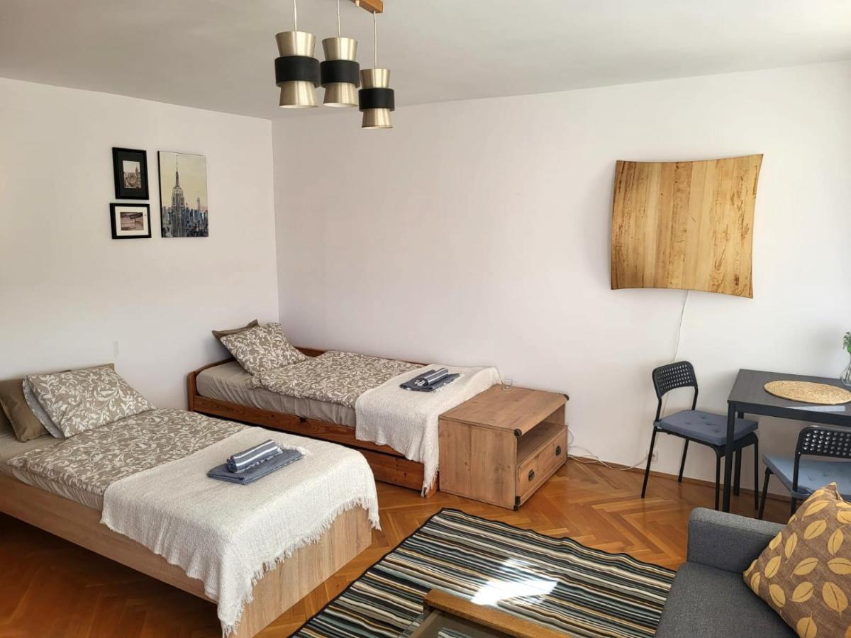 Lemuria Pokoje Wlk Niedzwiedzicy Pansiyon Legnica Dış mekan fotoğraf